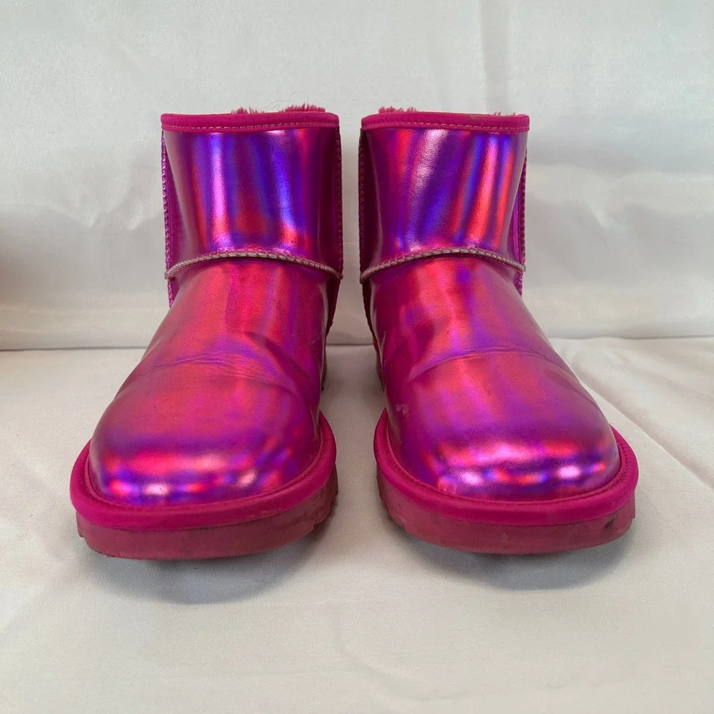 UGG Classic Mini Iridescent Dragon Fruit Pink Boots 1153532 Womens 9
